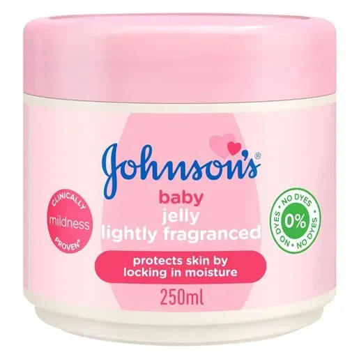 Front of Johnson's Baby Jelly Lightly Fragranced 250 ml jar